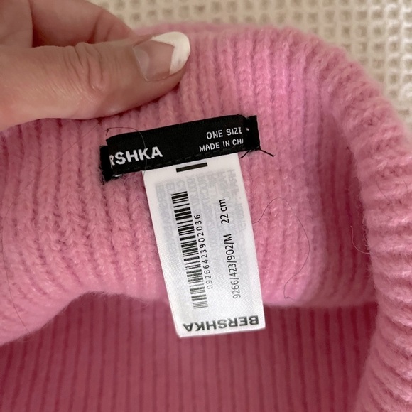 Pink Ribbed Knit Beanie - Picture 5 of 9